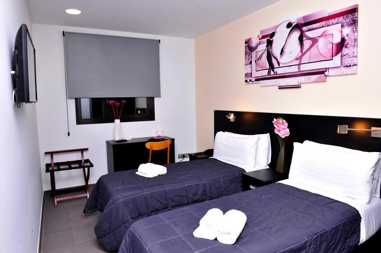 6 Bis Hotel Castelldefels 2*,  Espagne