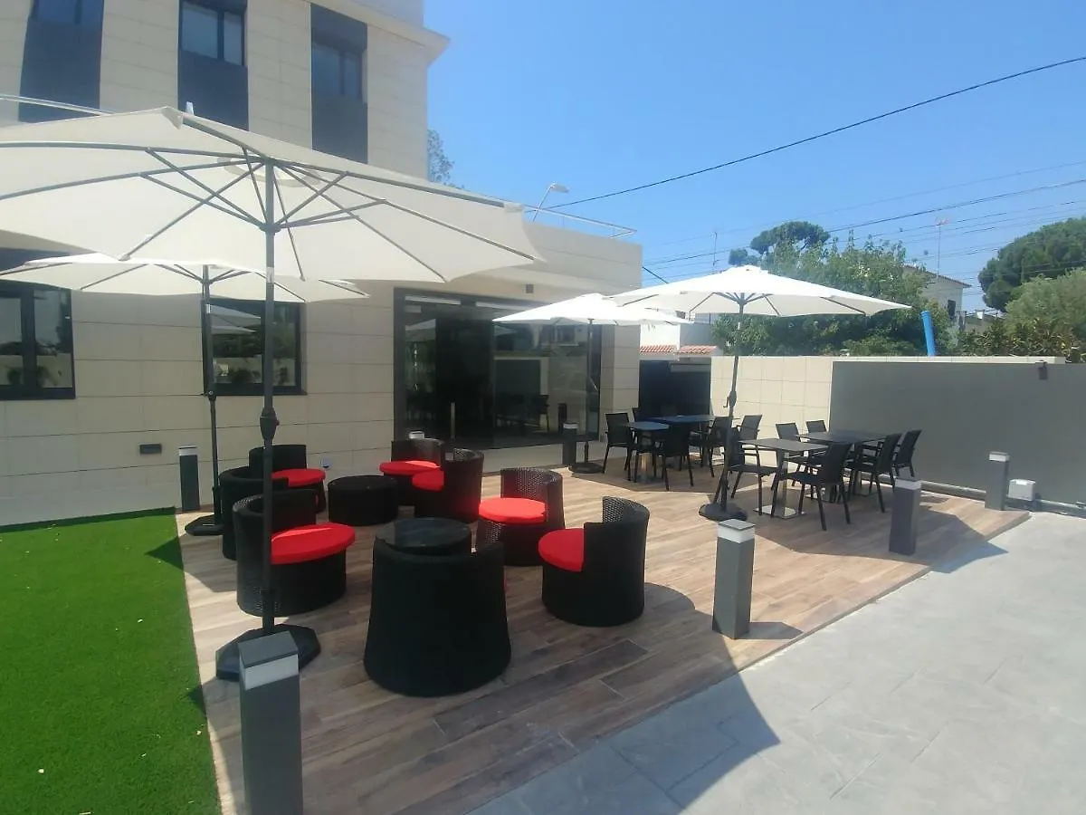 6 Bis Hotel Castelldefels