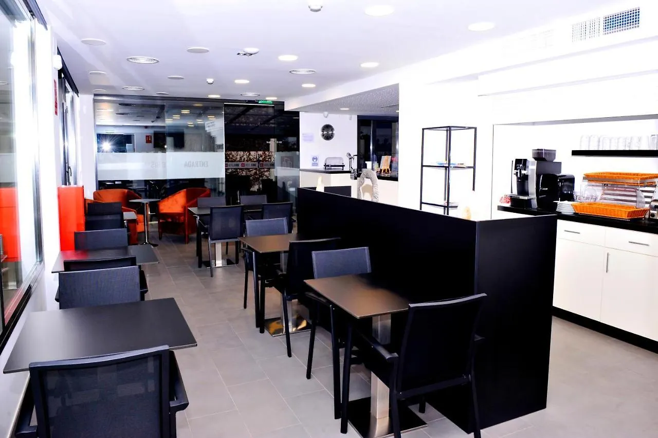 6 Bis Hotel 카스테데펠스