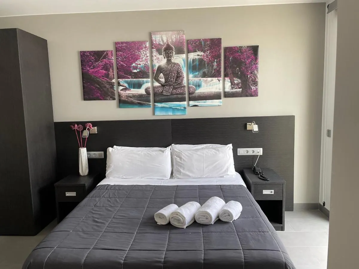 6 Bis Hotel Castelldefels